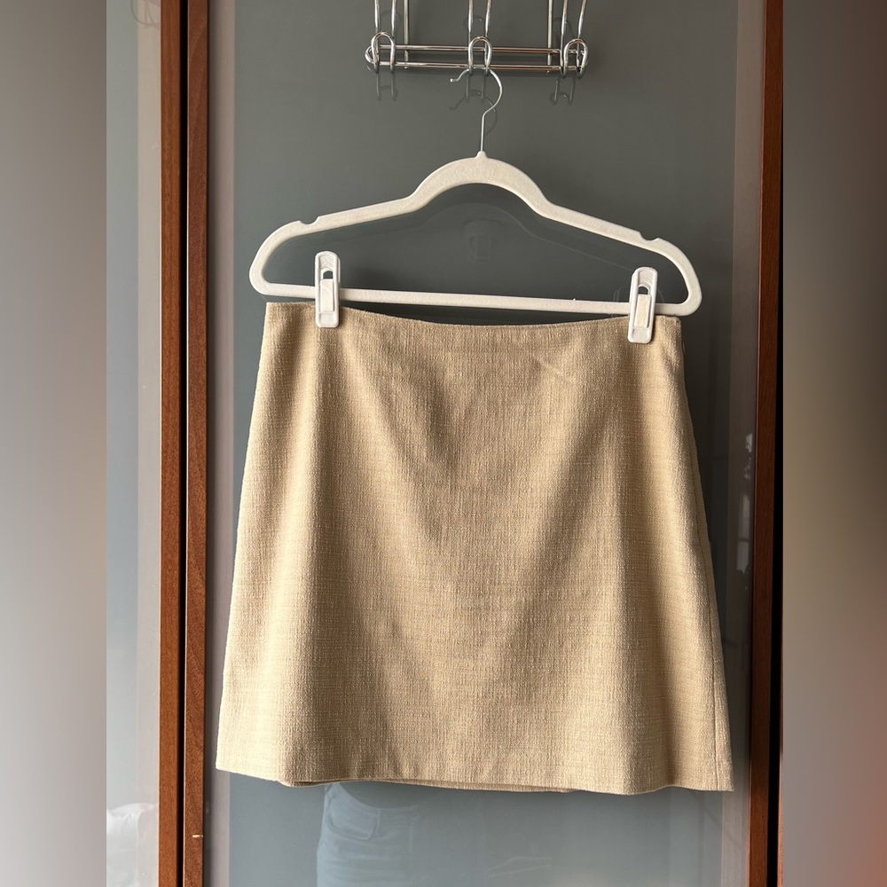 Club Monaco Khaki Mini Skirt Size 10
